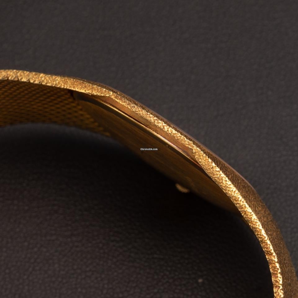 Vacheron Constantin Vintage 18K Yellow Gold Case & Bracelet Champagne Dial
