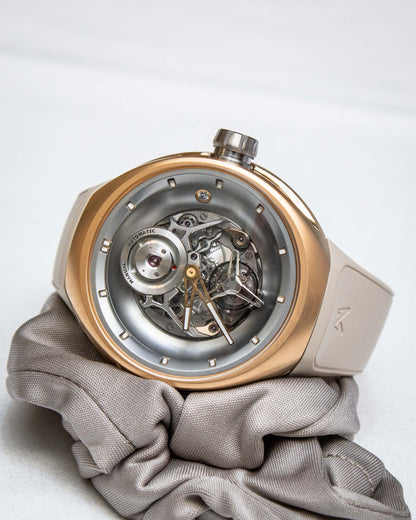 Hands-On: Vanguart Orb Levitating Flying Tourbillon Watch