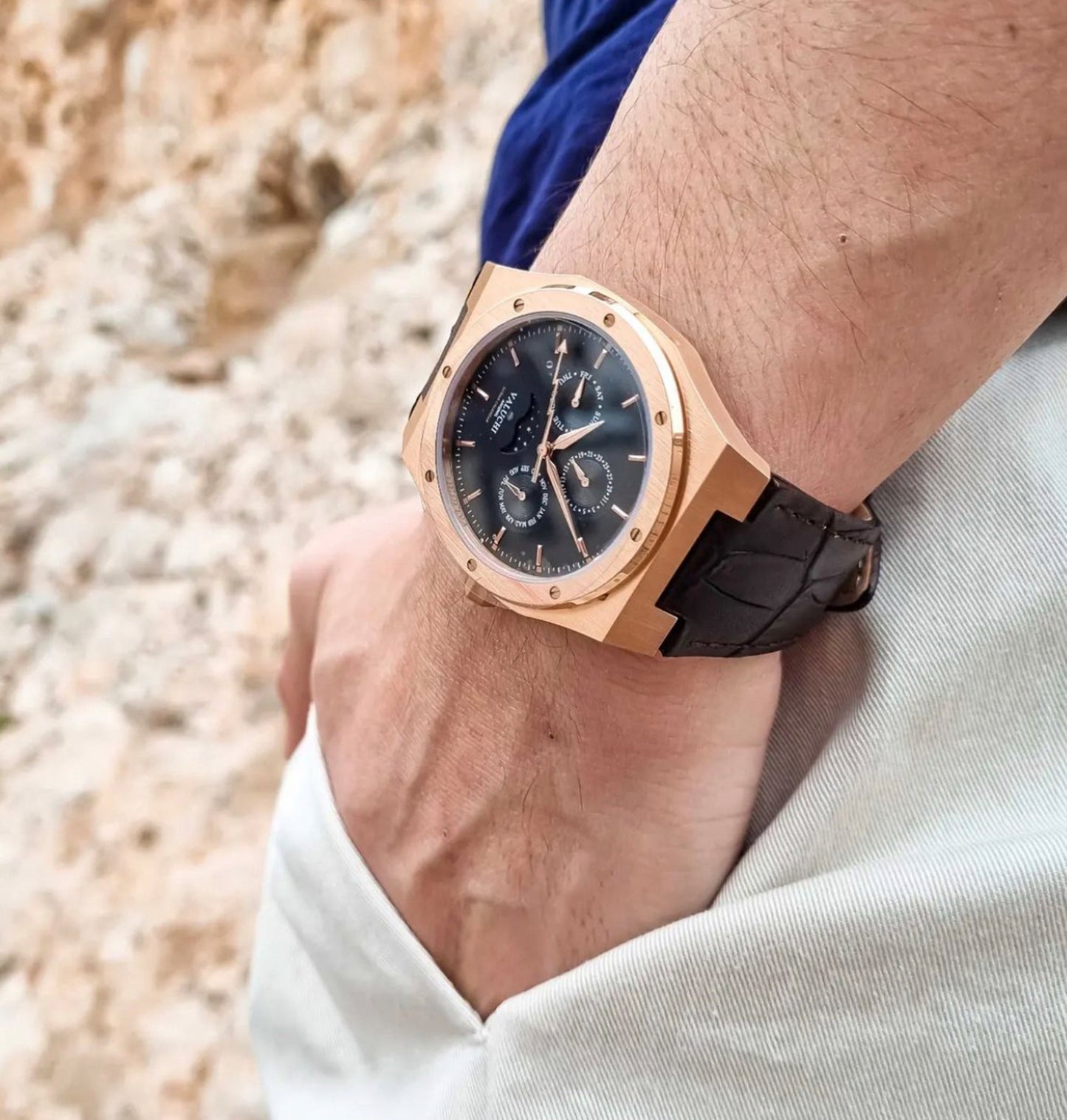 Rose Gold Black Leather Watch – Timeless Elegance, Everyday Confidence